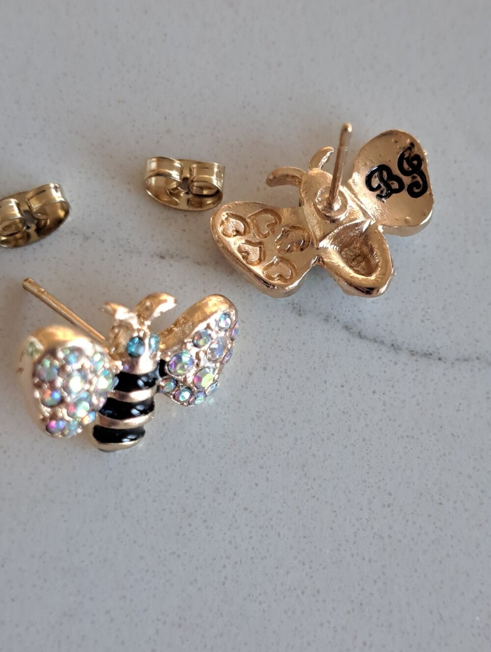 Signed Betsey J Bee Earrings - Picture 2 of 5